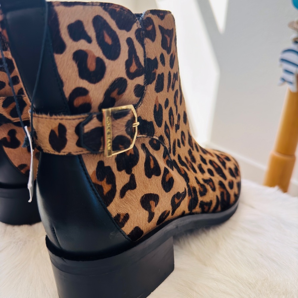 Cole haan women's Kimberly waterproof leopard print ankle booties. Size 9 - Picture 12 of 16